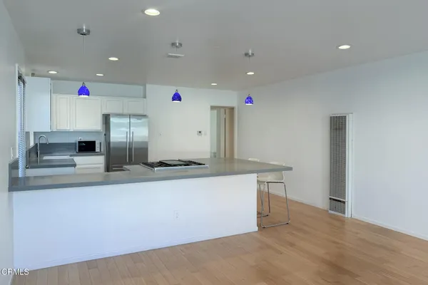 $3,995 | 120 Bardsdale Avenue, Oxnard, CA 93035