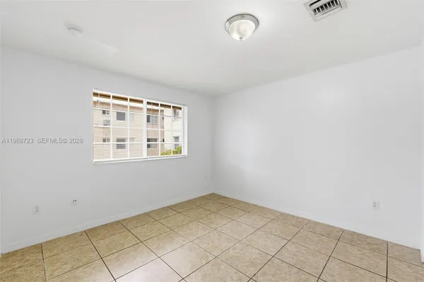 $2,275 | 13 South Royal Poinciana Boulevard, Unit 24, Miami Springs, FL 33166