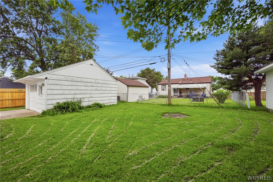 72 Birkdale Road Cheektowaga, NY 14225 - Photo 39 of 41