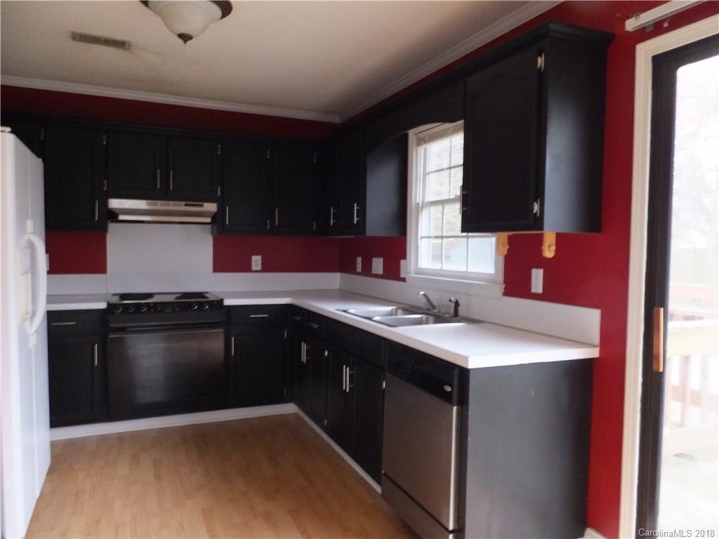 1825 Running Brook Road Charlotte, NC 28214 - Photo 5 of 13 Gallery Image 5