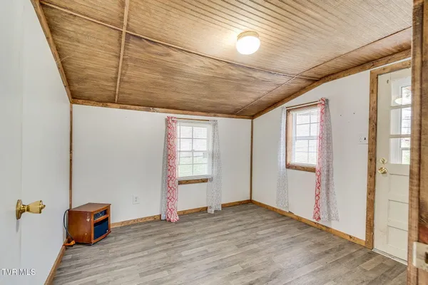 $199,500 | 121 Coleman Road, Hampton, TN 37658