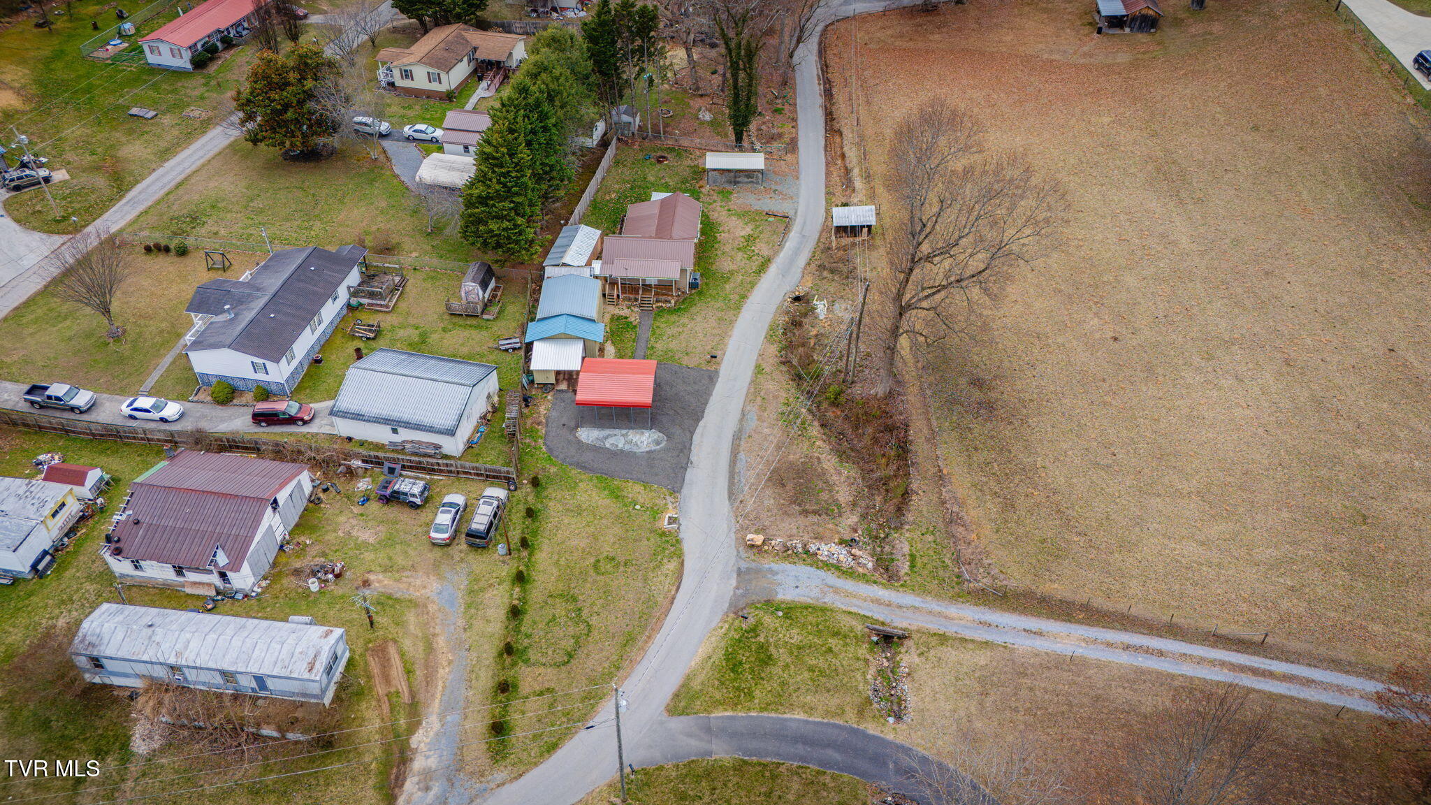 121 Coleman Road Hampton, TN 37658 - Photo 35 of 37 103