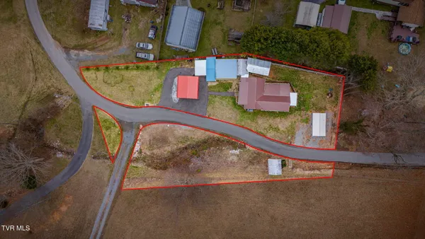 $199,500 | 121 Coleman Road, Hampton, TN 37658