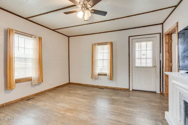 $199,500 | 121 Coleman Road, Hampton, TN 37658