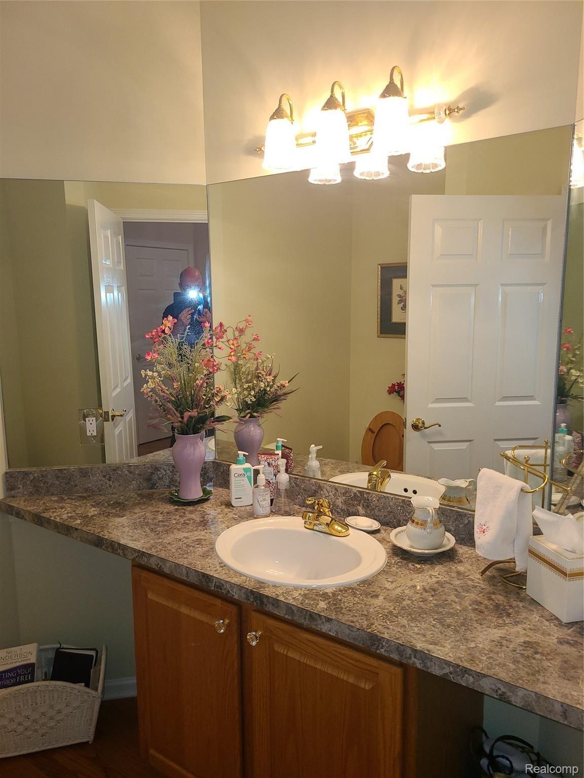 6742 Kennesaw Road Canton, MI 48187 - Photo 49 of 63 20210803_120151.jpg
