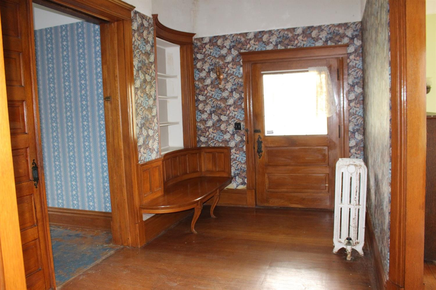 207 Robinson Road Jackson, MI 49203 - Photo 6 of 58 Photo 6