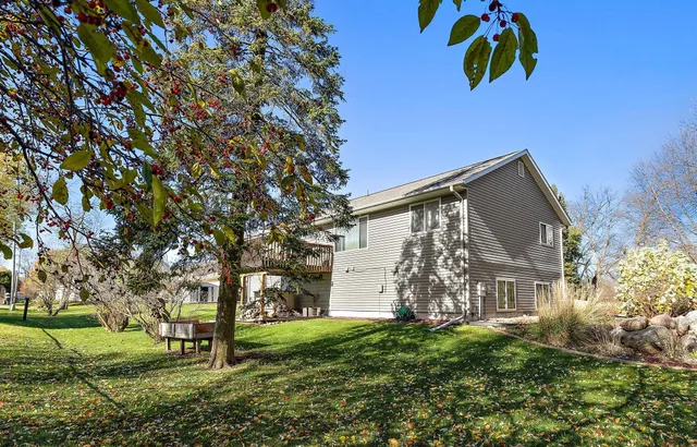 $414,900 | 1055 Johnson Place Southeast, Owatonna, MN 55060