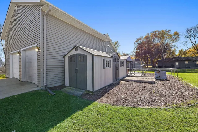 $414,900 | 1055 Johnson Place Southeast, Owatonna, MN 55060