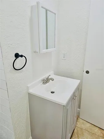 $2,399 | 1607 Bell Shoals Road, Brandon, FL 33511