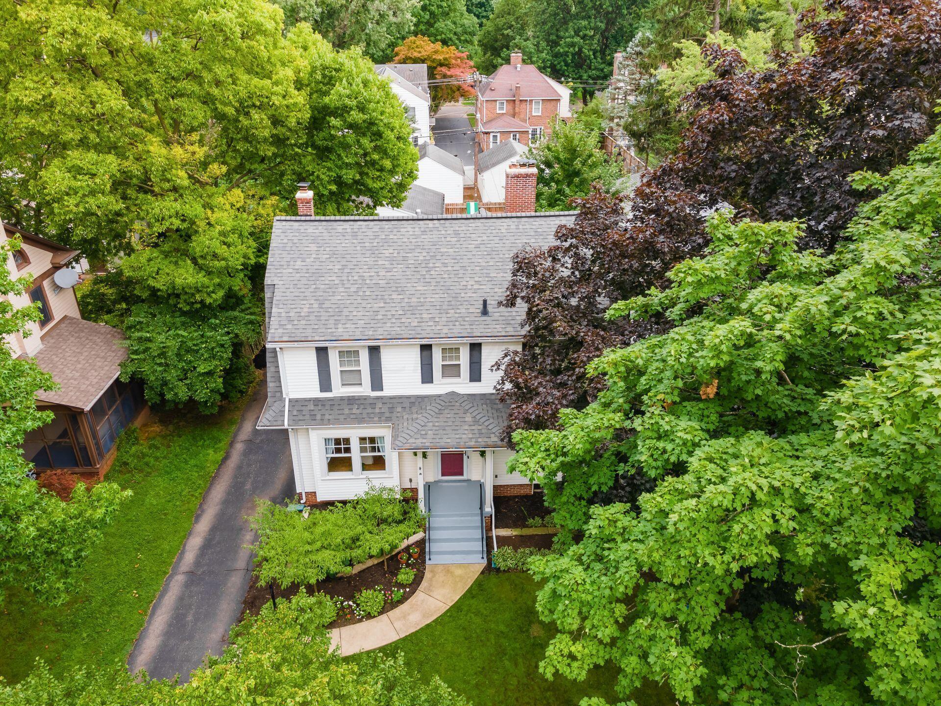 240 North Ardmore Road Bexley, OH 43209 - Photo 56 of 72 Front Drone