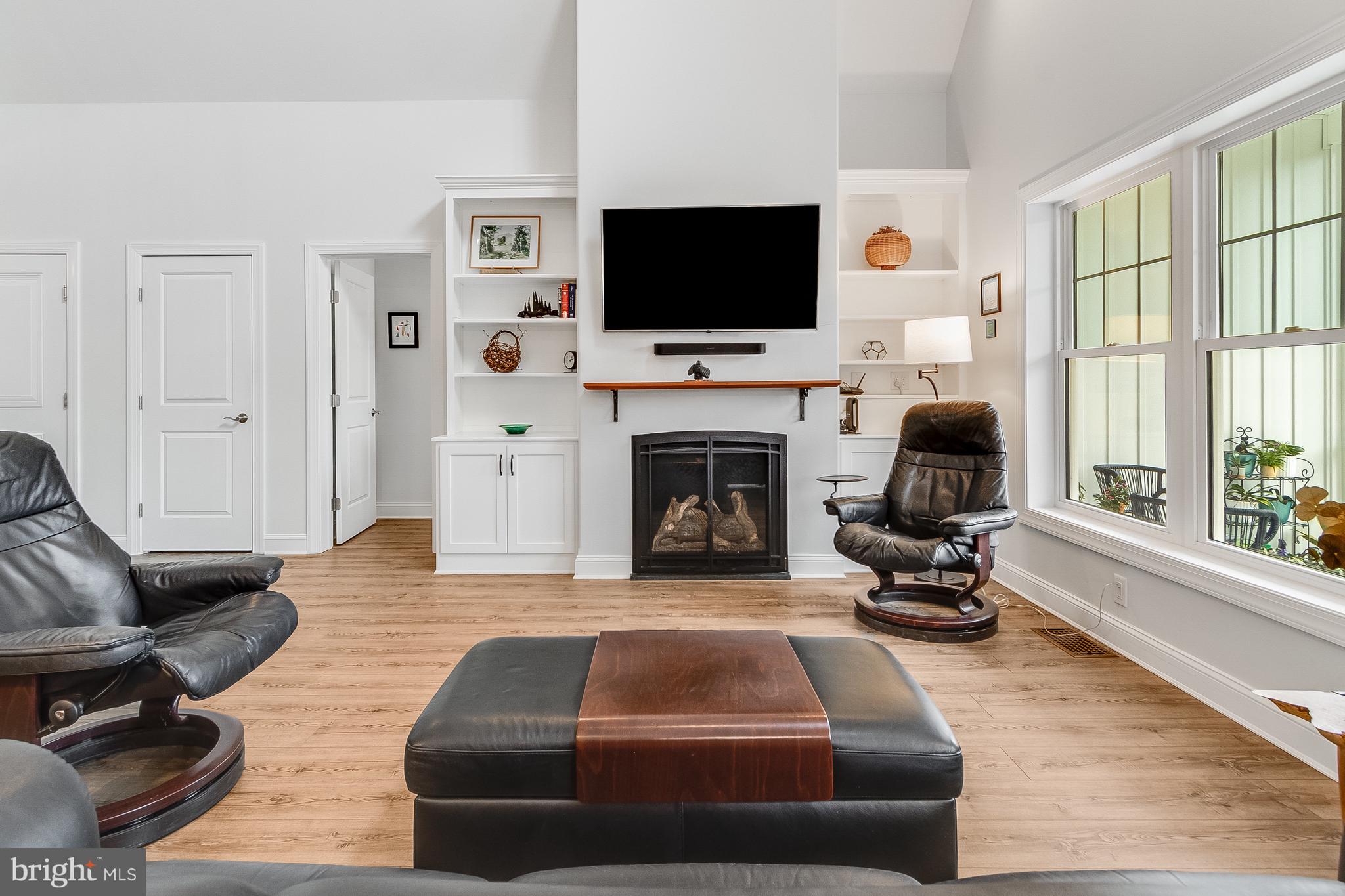 34170 Clay Road Lewes, DE 19958 - Photo 8 of 66 Gas fireplace with built ins