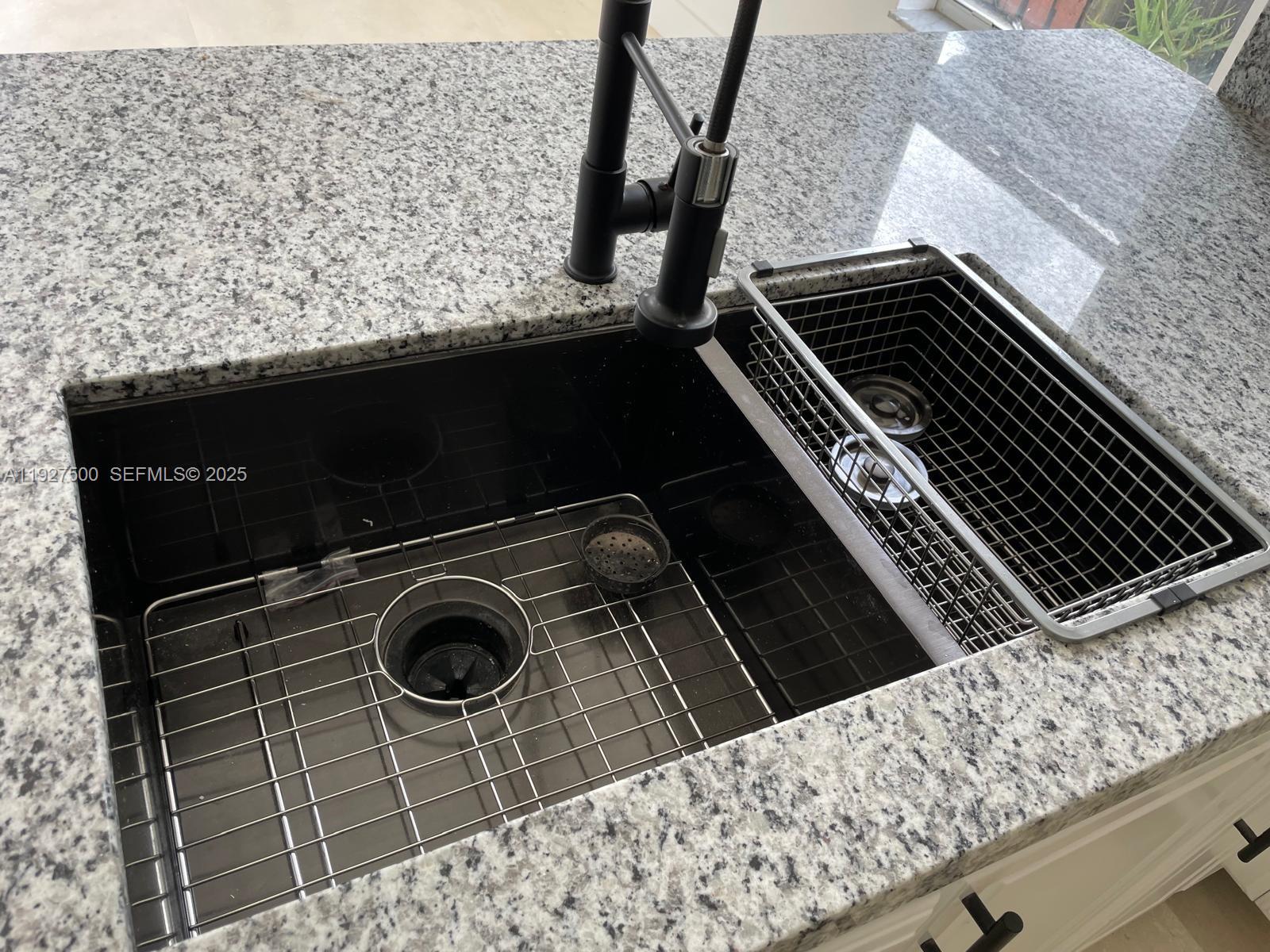 15964 Southwest 139th Street Miami, FL 33196 - Photo 8 of 22