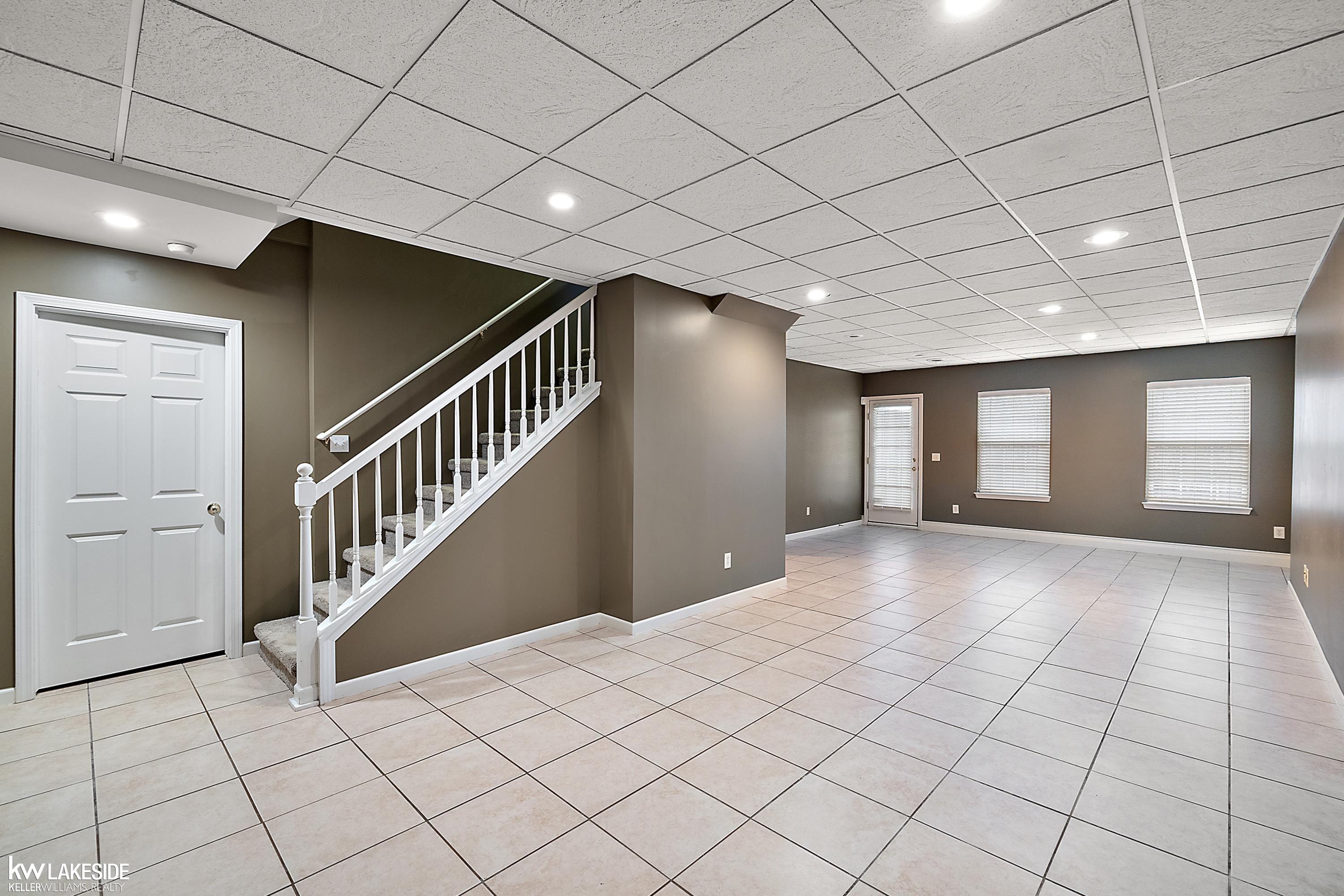 747 East Bluff Court Rochester Hills, MI 48306 - Photo 46 of 79