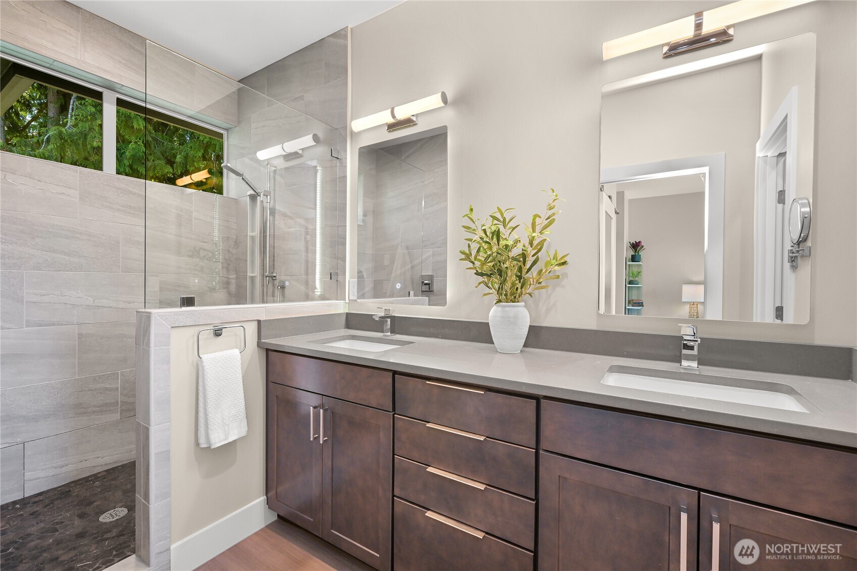 28 Strawberry Point Road Bellingham, WA 98229 - Photo 19 of 40 Gallery Image 19