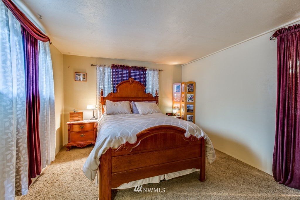 3510 Rasmussen Lane Bremerton, WA 98310 - Photo 11 of 25 Gallery Image 11