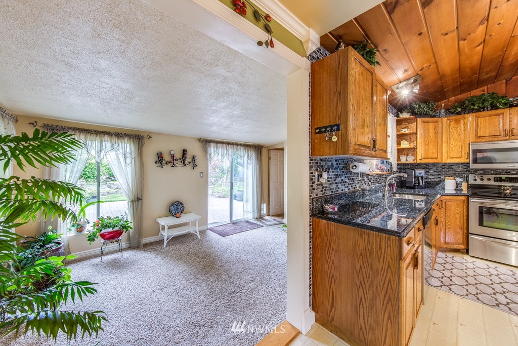 3510 Rasmussen Lane Bremerton, WA 98310 - Photo 7 of 25 Gallery Image 7