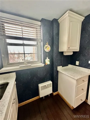$184,900 | 731 W Ferry, Unit 6J, Buffalo, NY 14222