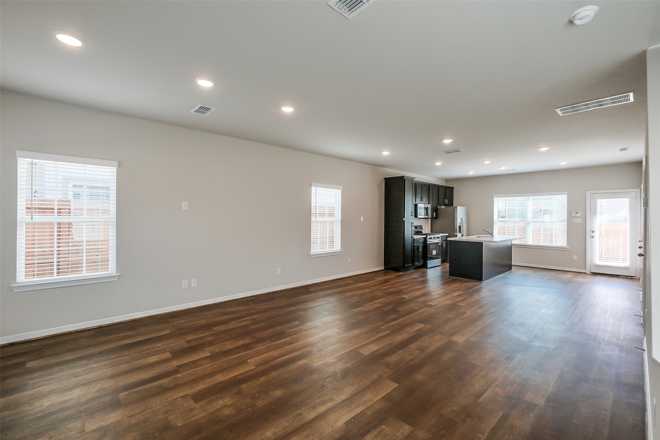 6407 Paris Street Houston, TX 77021 - Photo 6 of 31