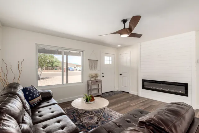 $4,200 | 1539 West 5th Street, Tempe, AZ 85281