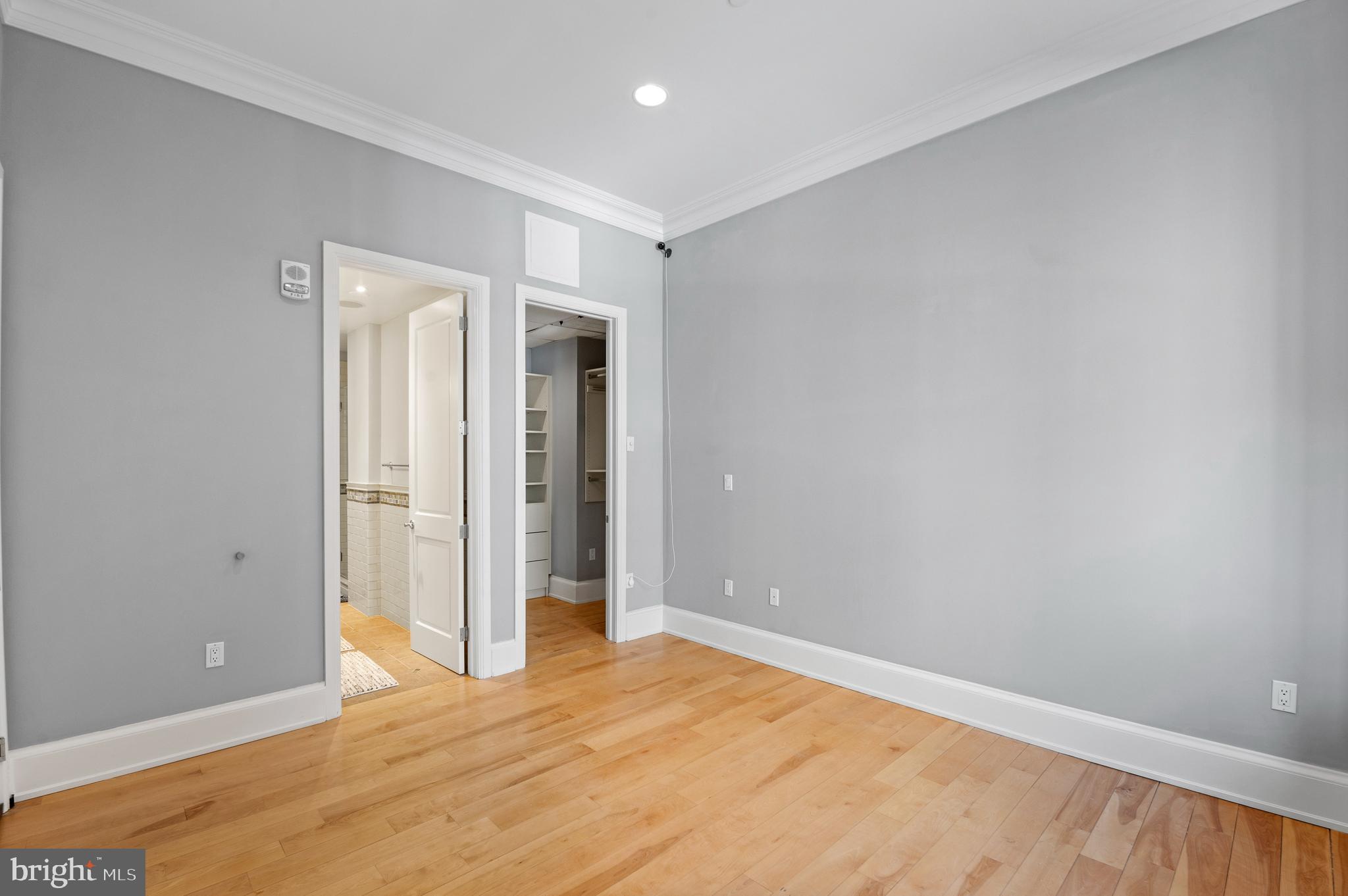 421 Chestnut Street, Unit 404 Philadelphia, PA 19106 - Photo 11 of 30