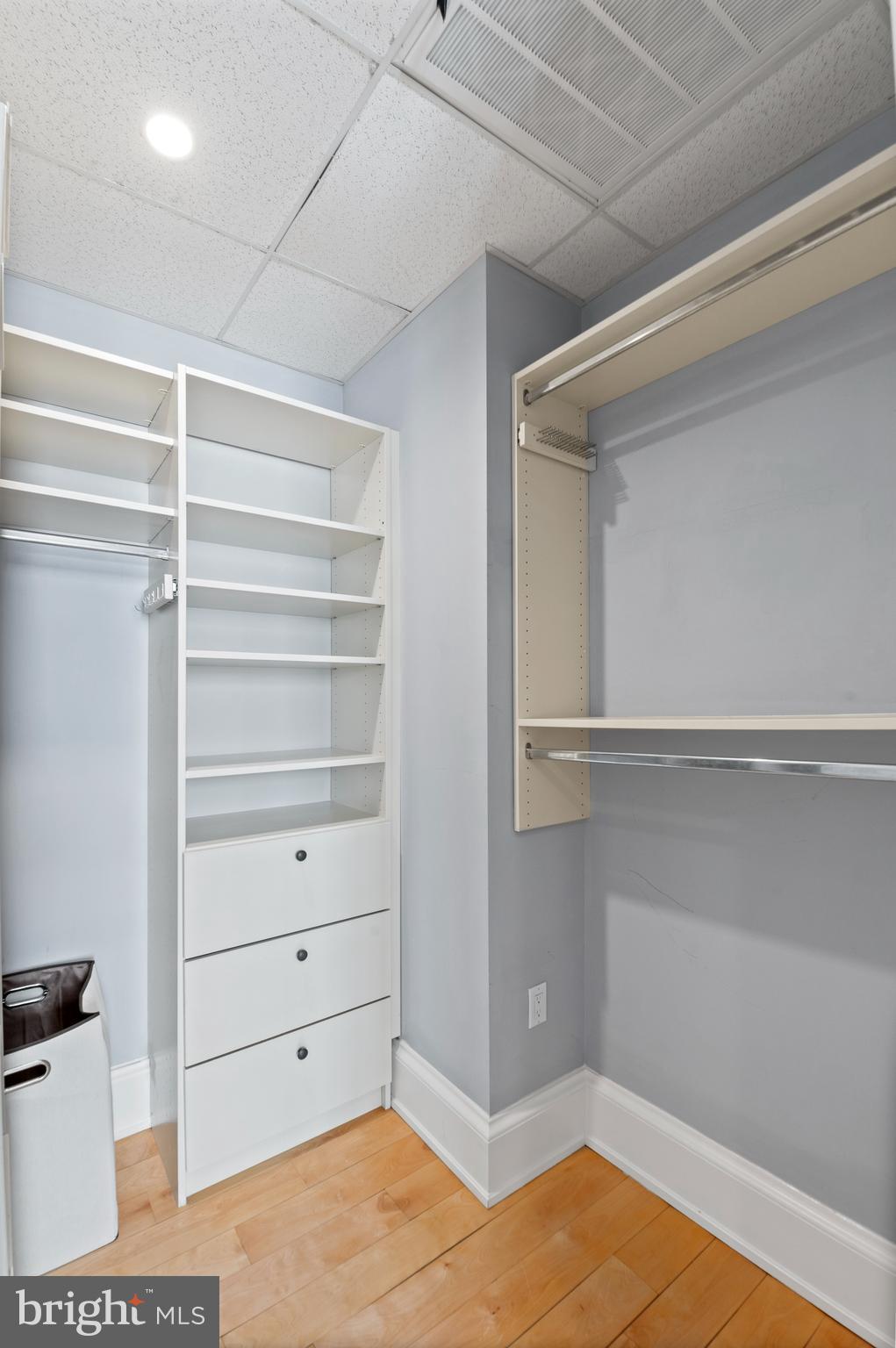 421 Chestnut Street, Unit 404 Philadelphia, PA 19106 - Photo 13 of 30