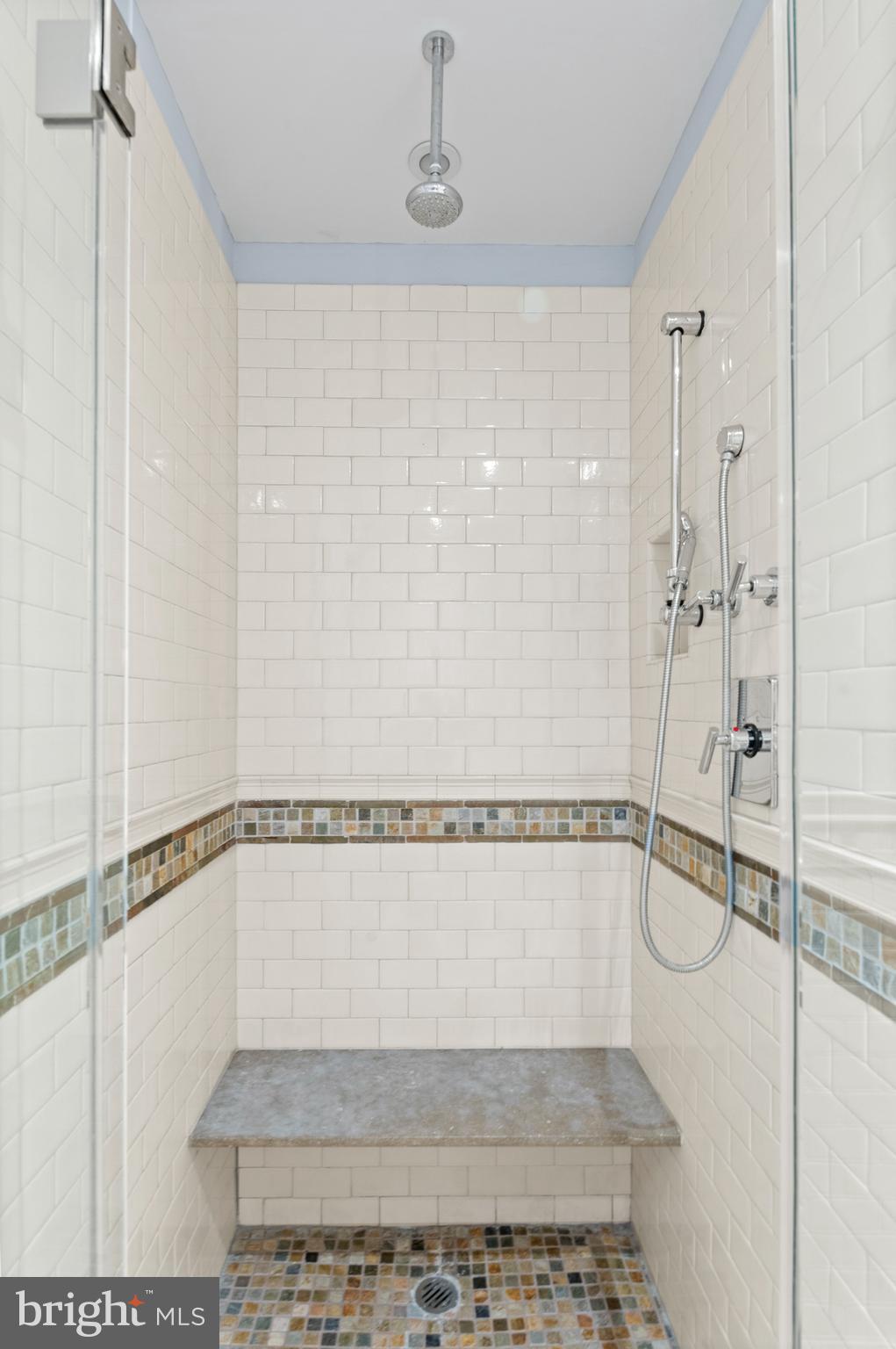 421 Chestnut Street, Unit 404 Philadelphia, PA 19106 - Photo 17 of 30
