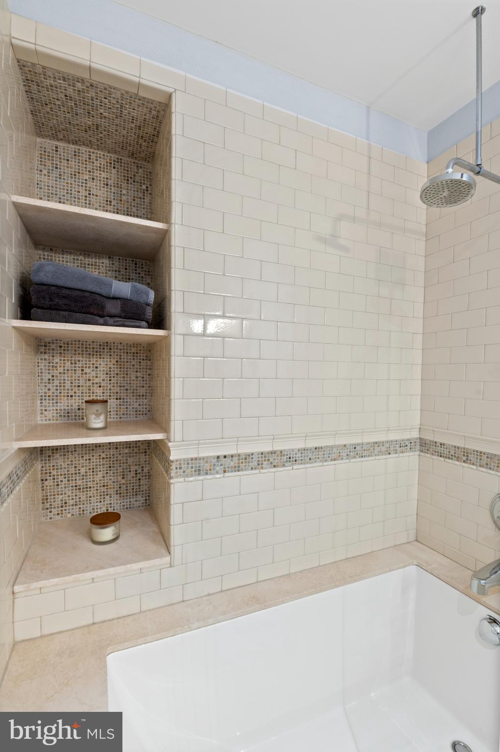 421 Chestnut Street, Unit 404 Philadelphia, PA 19106 - Photo 19 of 30