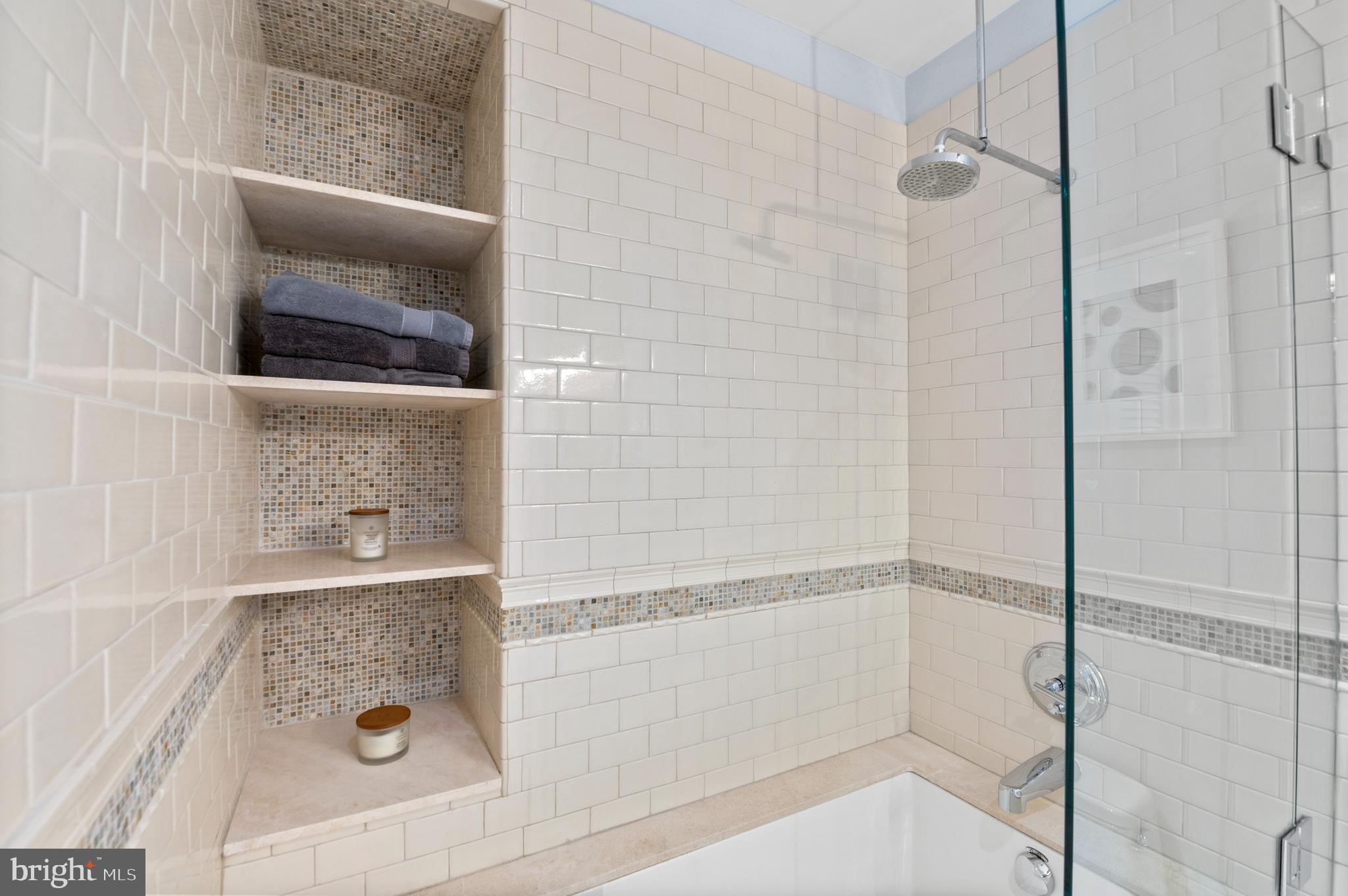 421 Chestnut Street, Unit 404 Philadelphia, PA 19106 - Photo 20 of 30