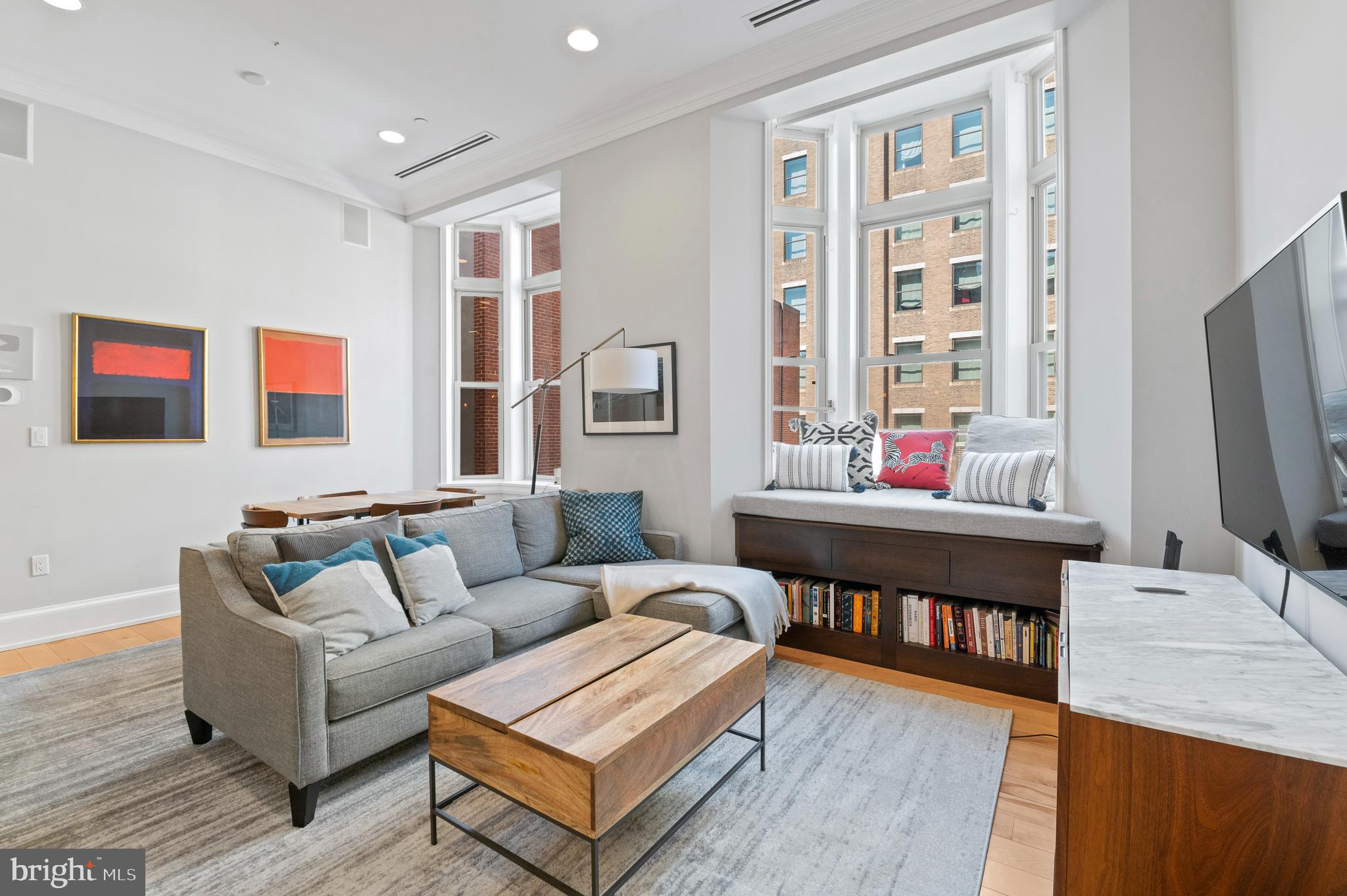 421 Chestnut Street, Unit 404 Philadelphia, PA 19106 - Photo 9 of 30