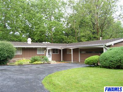 1633 Shamrock Road Fort Wayne, IN 46819 - Photo 1 of 11