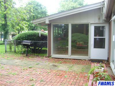 1633 Shamrock Road Fort Wayne, IN 46819 - Photo 9 of 11