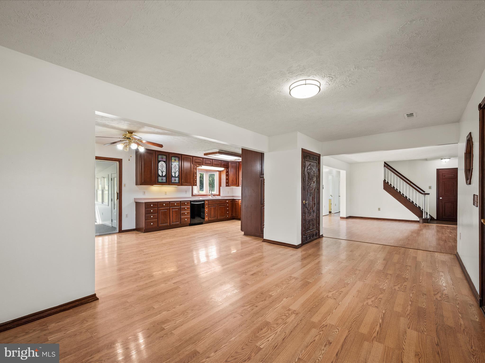 3025 Dominion Road Gerrardstown, WV 25420 - Photo 27 of 83 Foyer