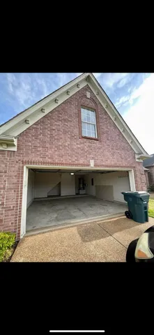 a view of outdoor space yard and front view of a house