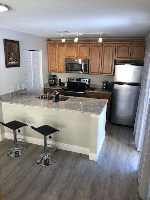 Undisclosed Address Boca Raton, FL 33433 - Photo 6 of 12 kitchen