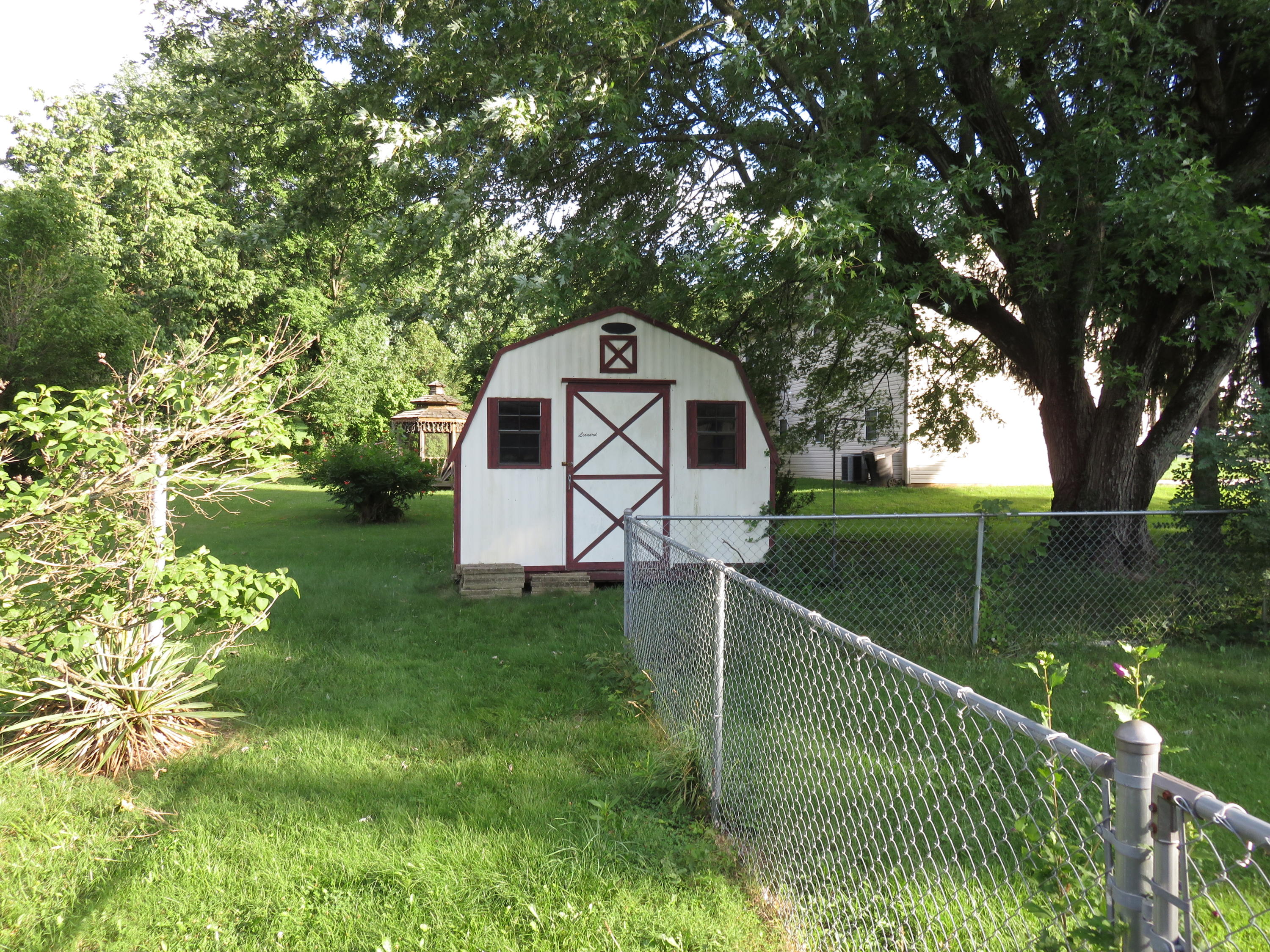 405 Dexter Road Roanoke, VA 24019 - Photo 13 of 14 Back Yard