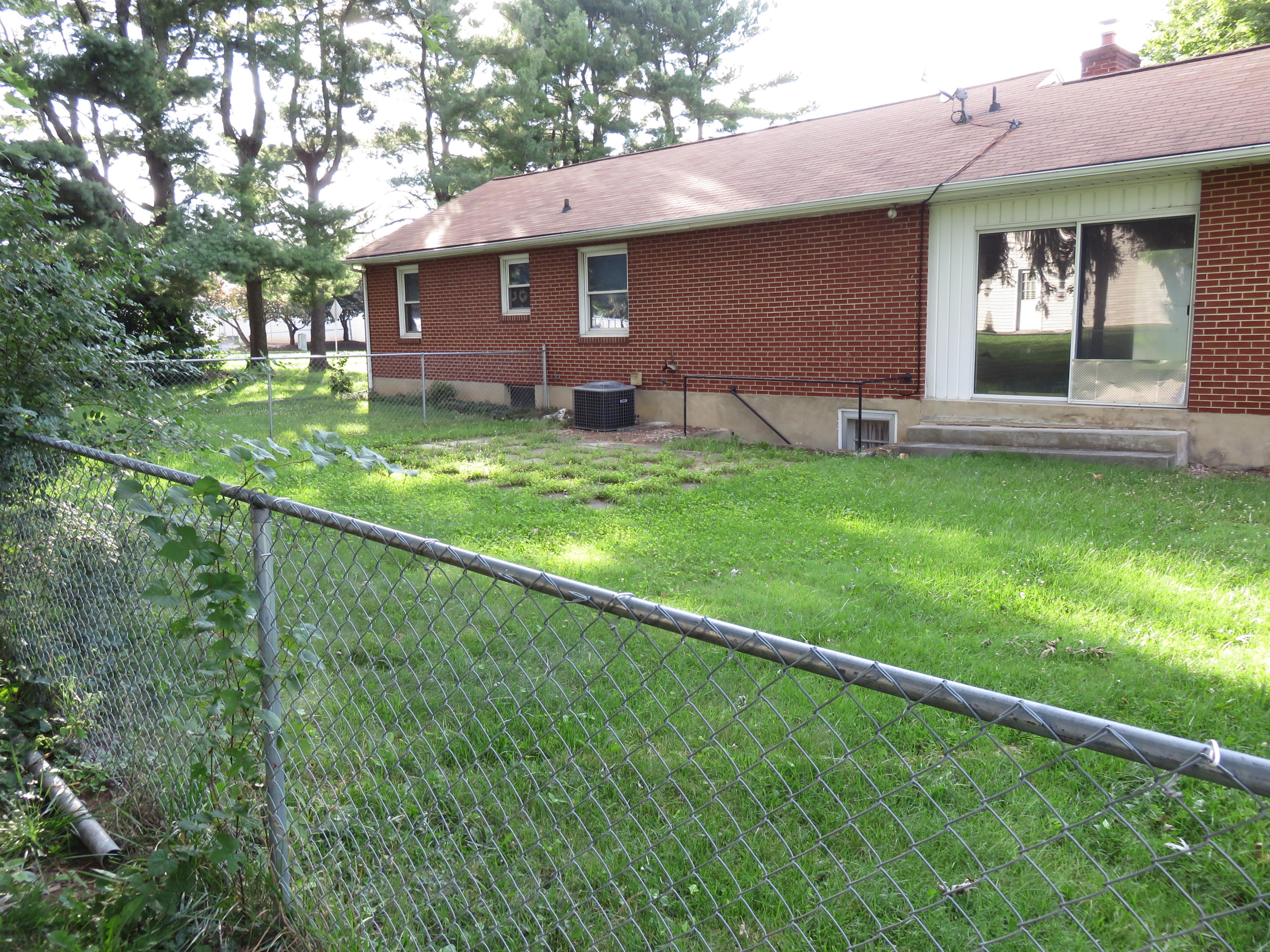 405 Dexter Road Roanoke, VA 24019 - Photo 14 of 14 Back