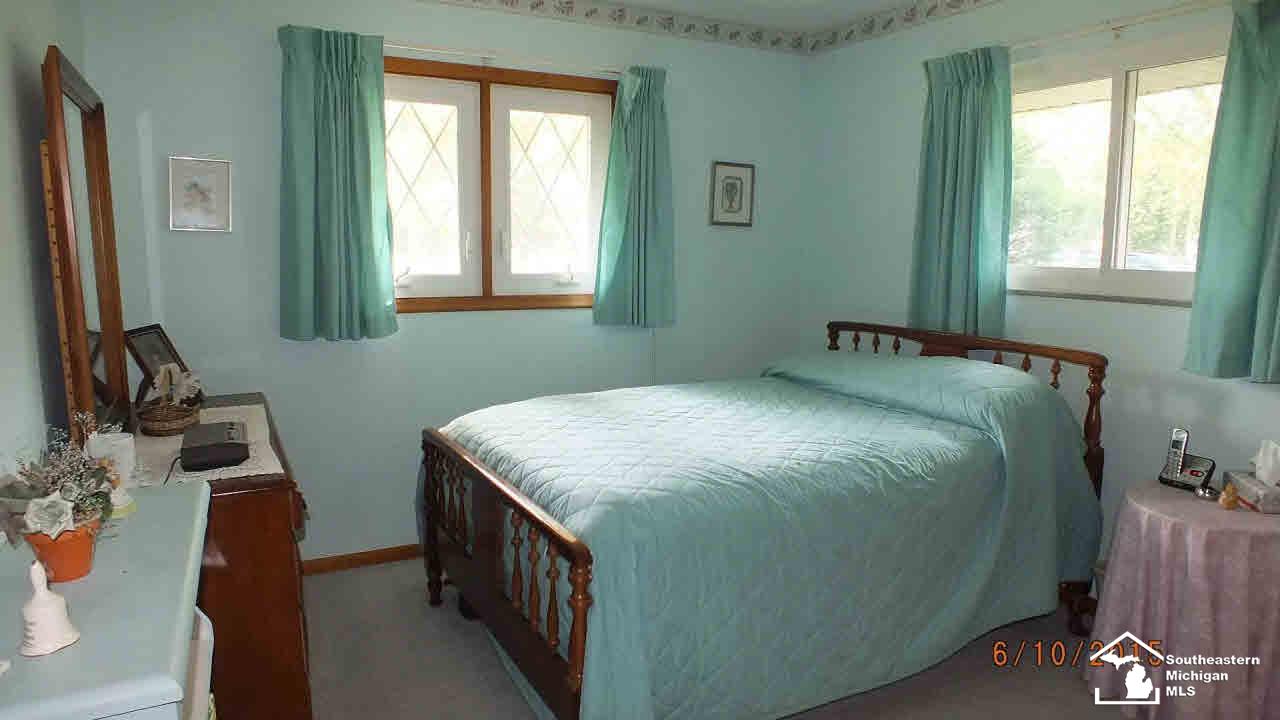 7470 Indian Road Temperance, MI 48182 - Photo 13 of 15