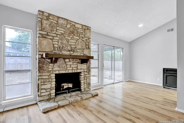 $1,750 | 8710 Greenthread Drive, San Antonio, TX 78240