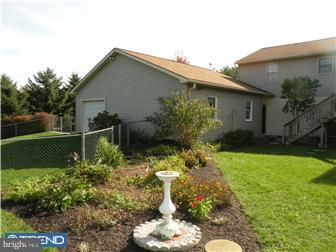 7 Deer Path Road Robesonia, PA 19551 - Photo 3 of 12 Exterior Back