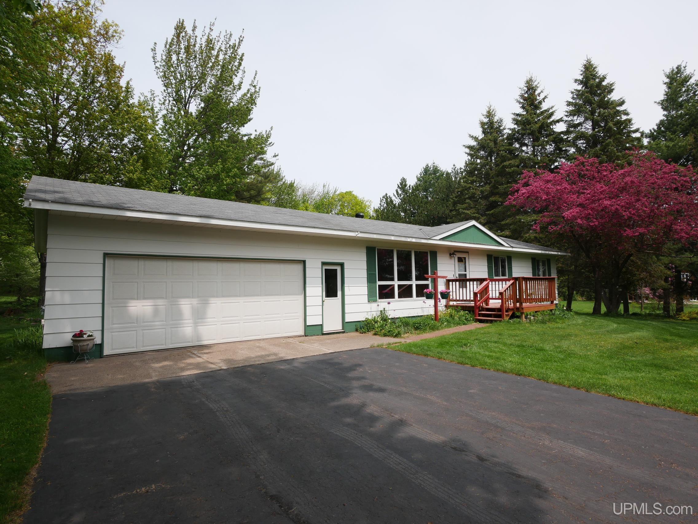26514 Hendrickson Road Calumet, MI 49913 - Photo 59 of 69 Gallery Image 59