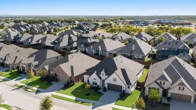 $590,000 | 9428 Voyager Vista, Oak Point, TX 75068