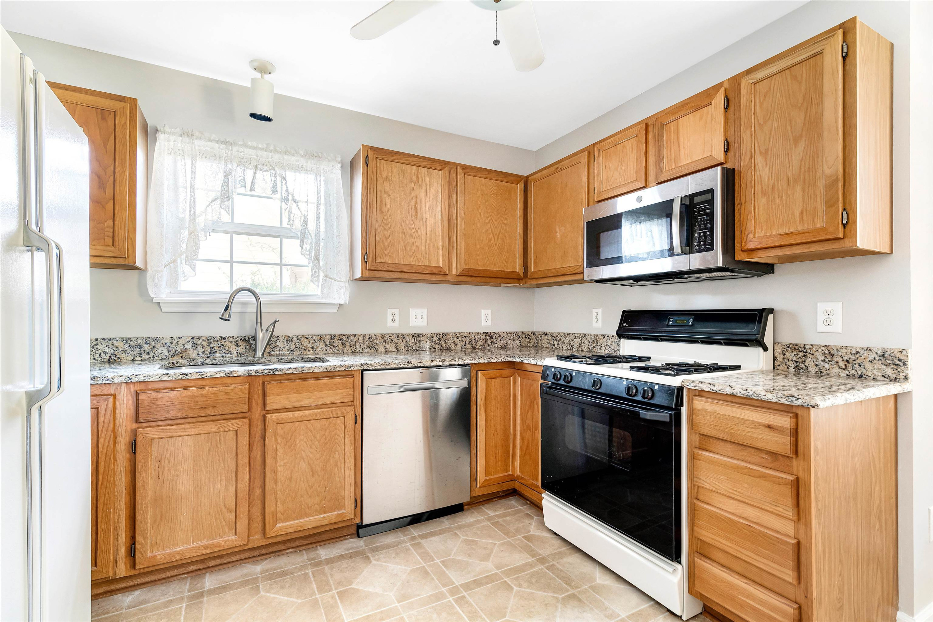1121 Stoneferry Lane Raleigh, NC 27606 - Photo 17 of 38 Photo 17