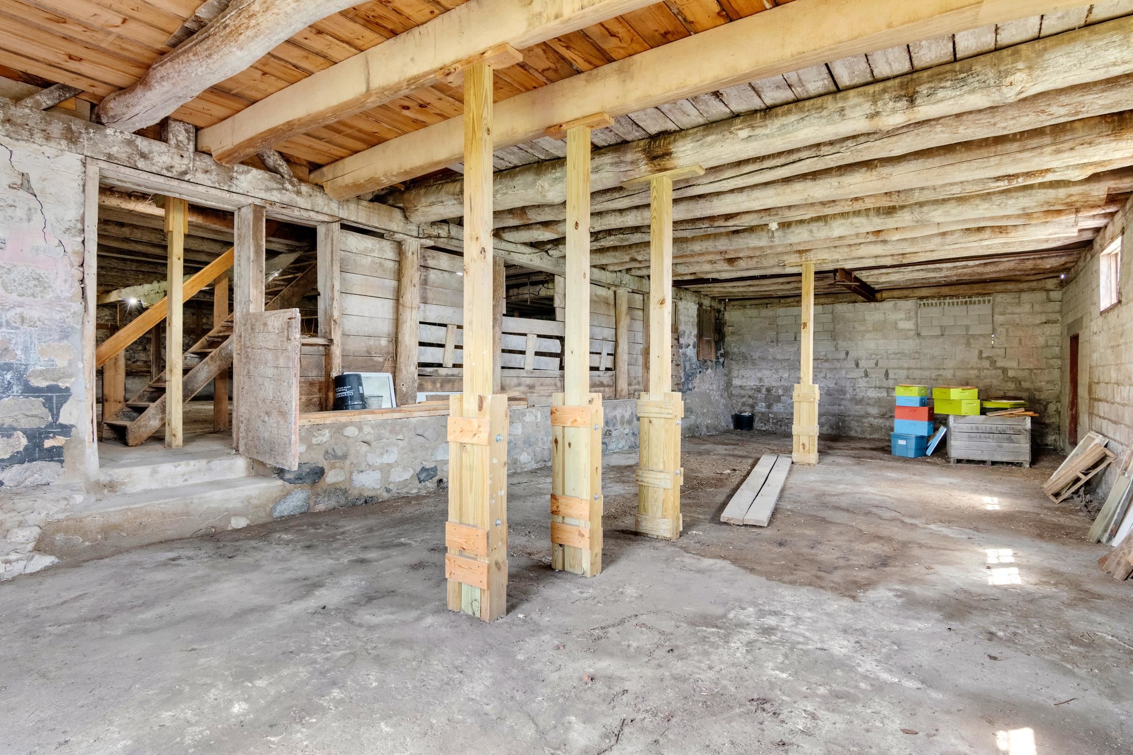 2500 North Mork Road Suttons Bay, MI 49682 - Photo 51 of 73
