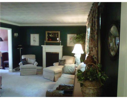 369 Ceylon Road Carmichaels, PA 15320 - Photo 3 of 14 Living Room.