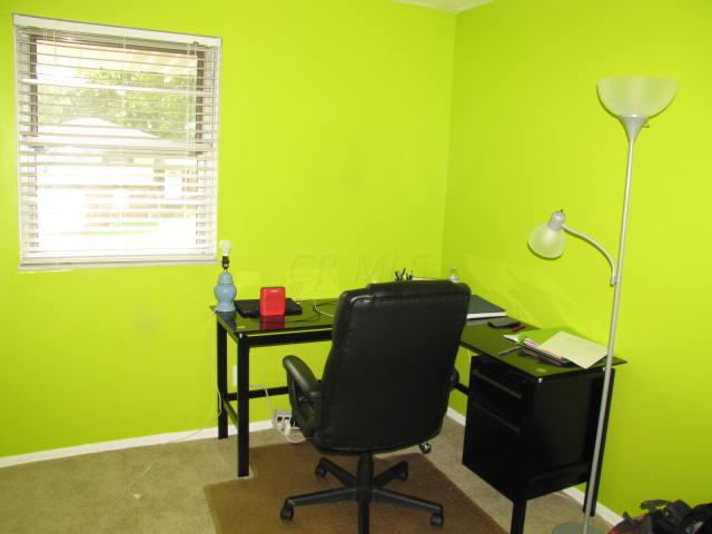 1402 Fullen Road Columbus, OH 43229 - Photo 23 of 32 Gallery Image 23