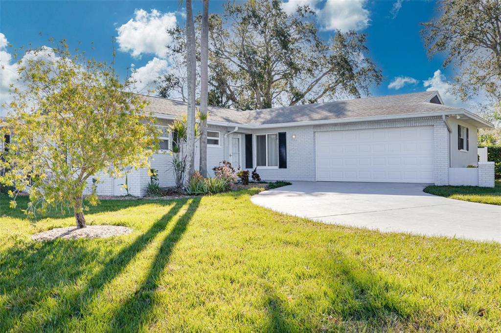 2959 Hickory Court Dunedin, FL 34698 - Photo 2 of 30