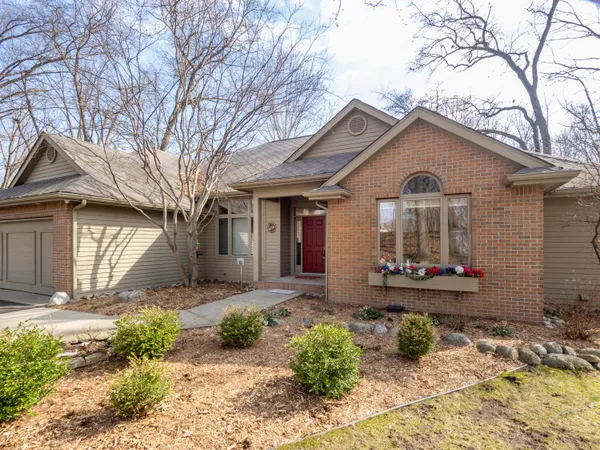 $610,000 | 7721 5th Street, Mattawan, MI 49071