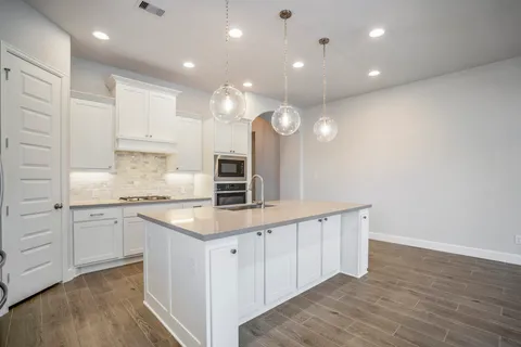 $449,900 | 7845 Charter Hill Drive, Magnolia, TX 77354