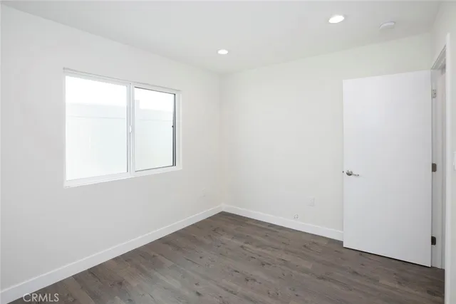 $3,900 | 10424 Woodley Avenue, Granada Hills, CA 91344