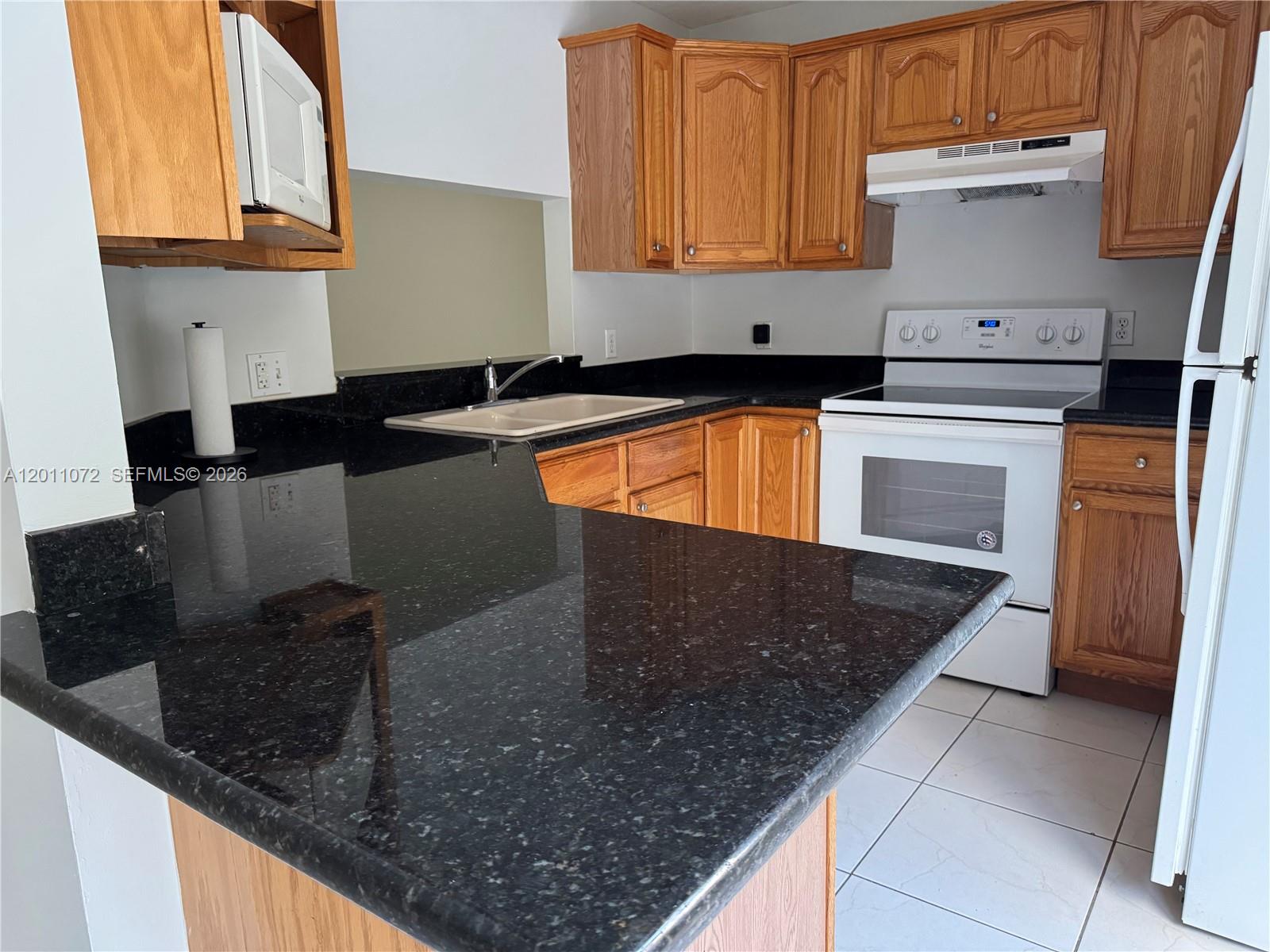 3811 Simms Street, Unit 3811 Hollywood, FL 33021 - Photo 4 of 26